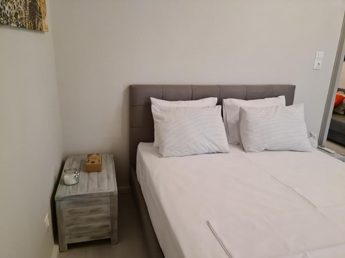 The Grey Apartment Porto Rafti Exterior photo